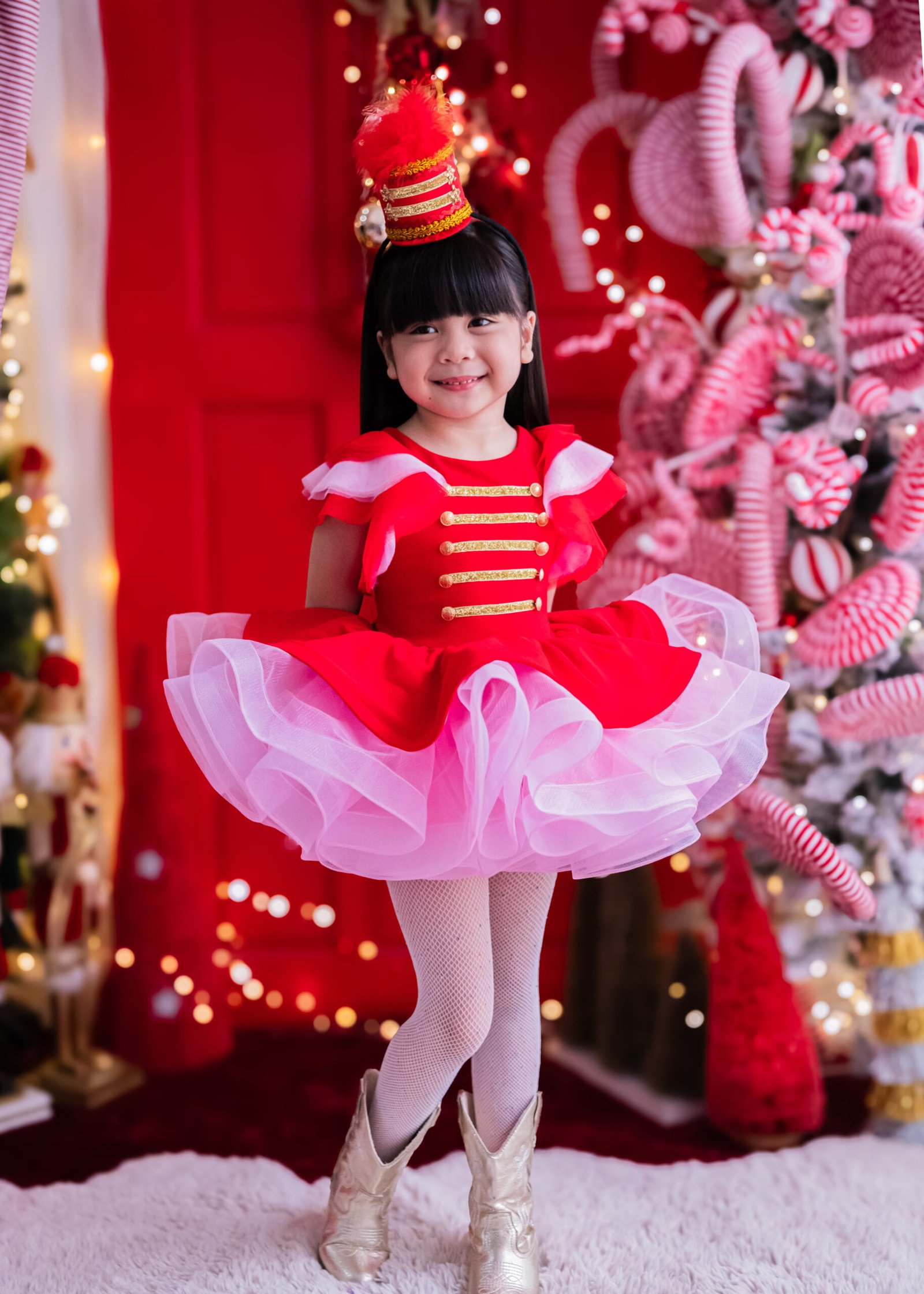 Nutcracker Barbie - Image 7