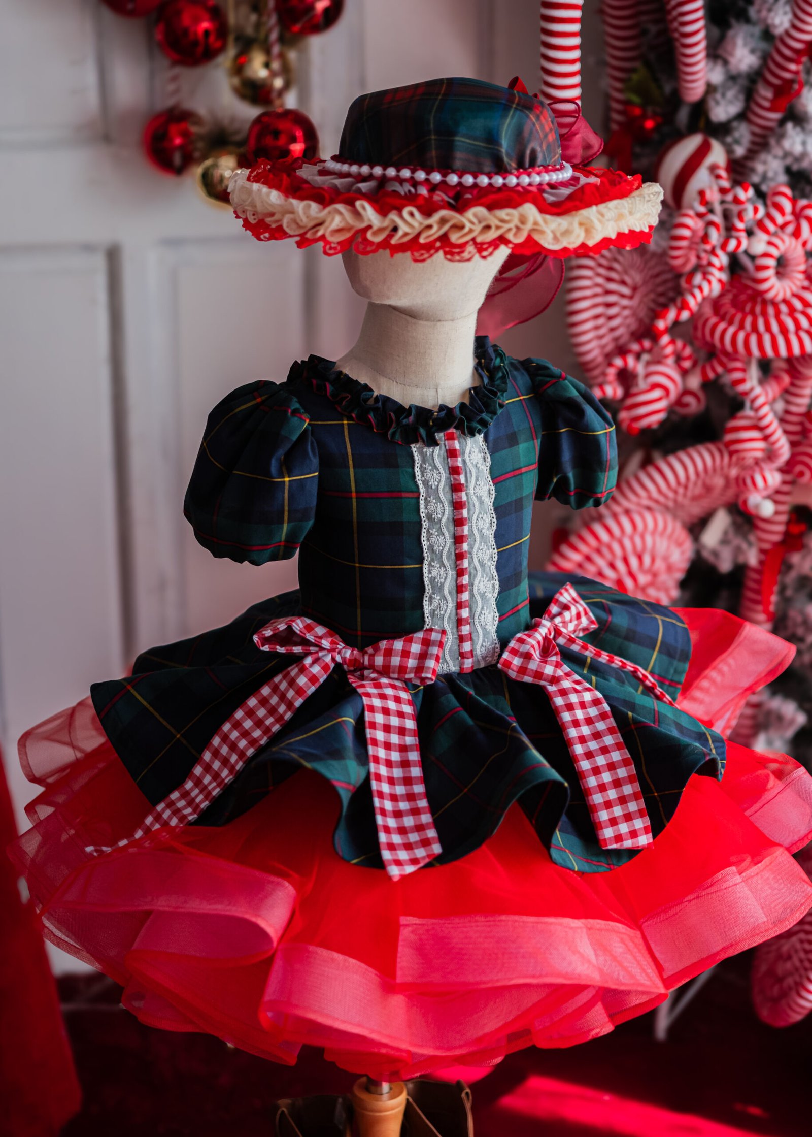 Miss Merry Vintage - Image 5