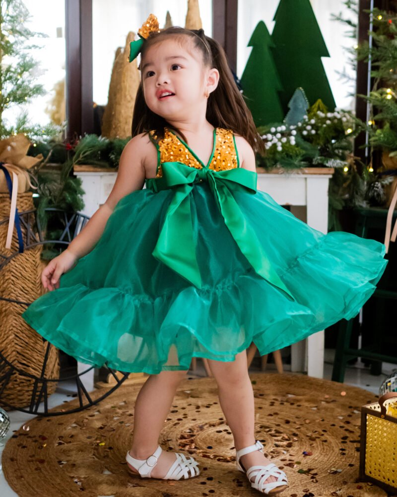 Charis | Emerald Green