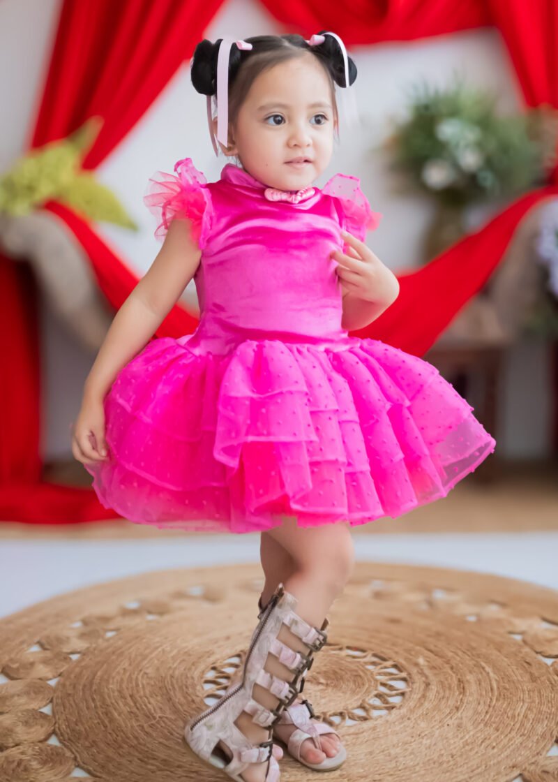 Yinyan Velvet | Fuschia Pink